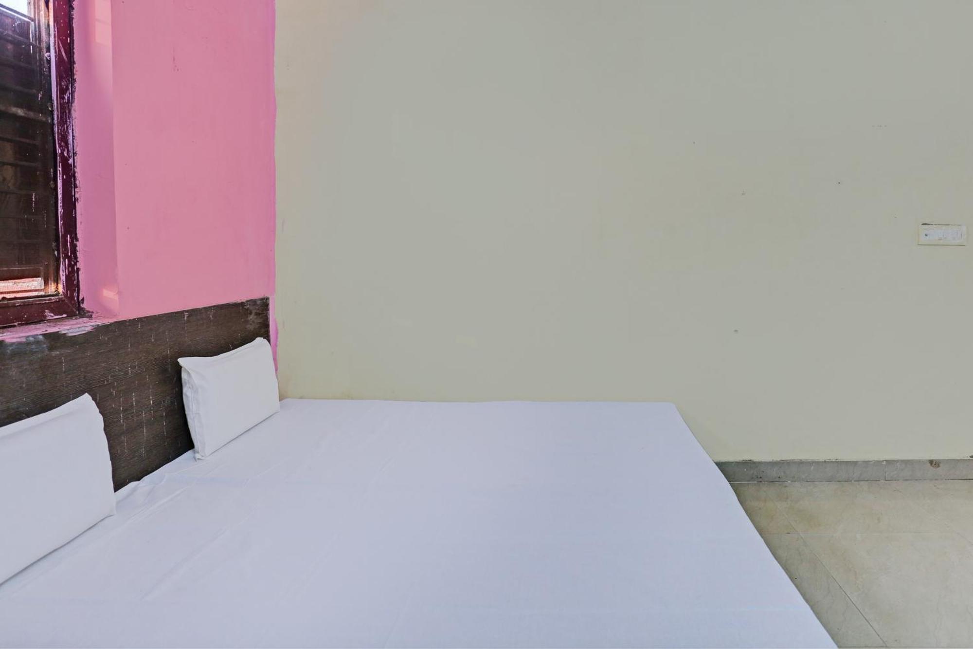 Hotel O Kamla Banquet Hall Moradabad Exteriör bild