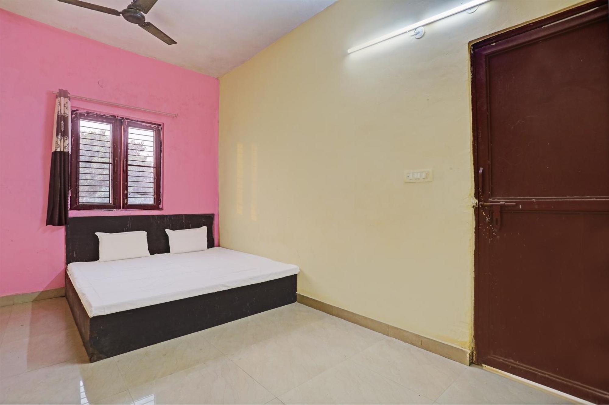 Hotel O Kamla Banquet Hall Moradabad Exteriör bild